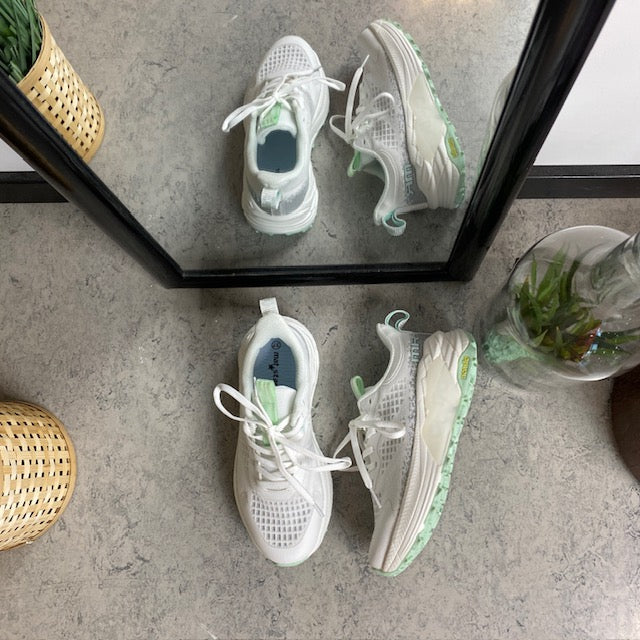 Hvide letvægtssko med Nonslip ydersål