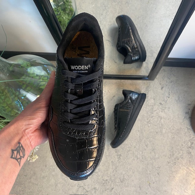 Sort Wodensko i krokodillelook