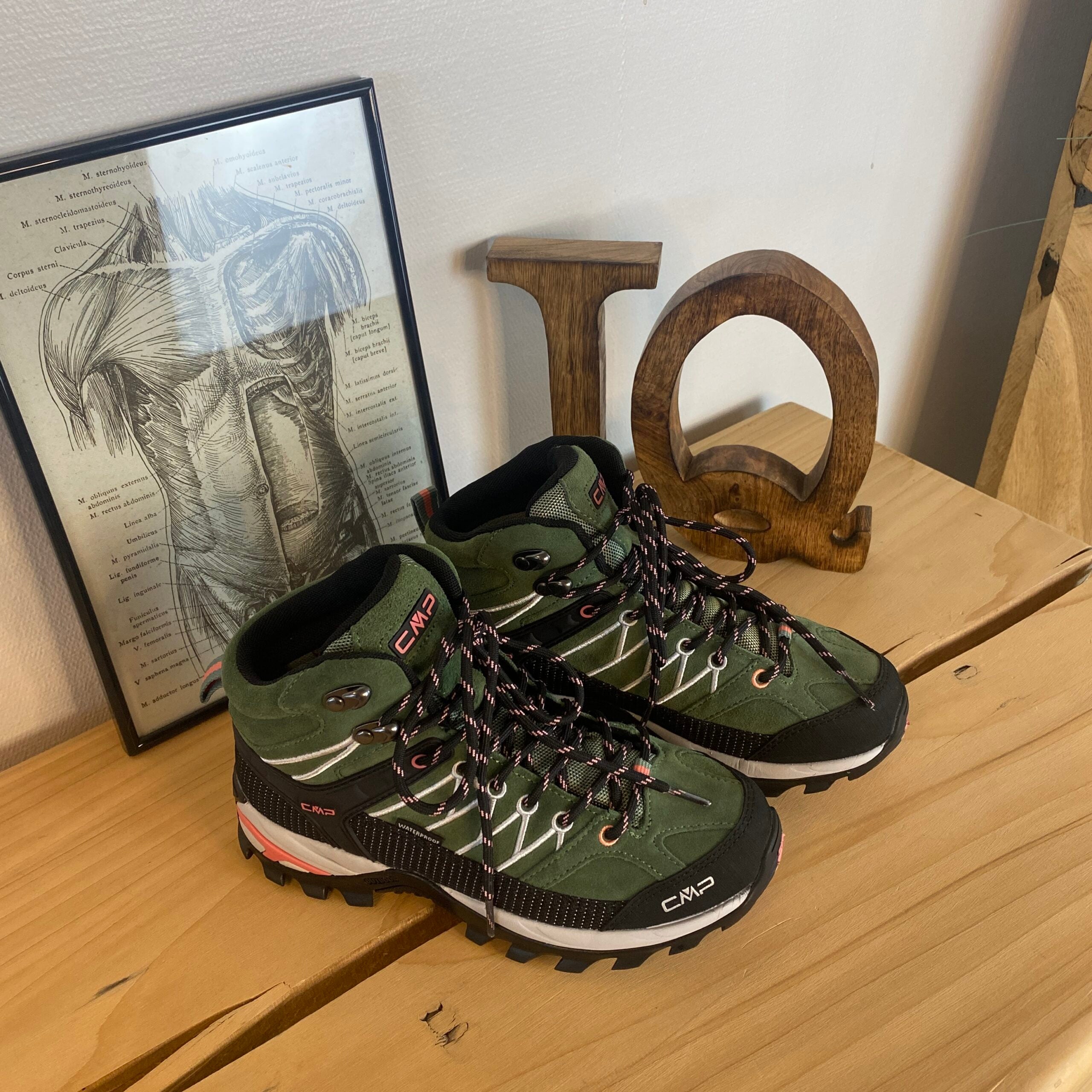 Grønne vandtætte vandrestøvler fra CMP