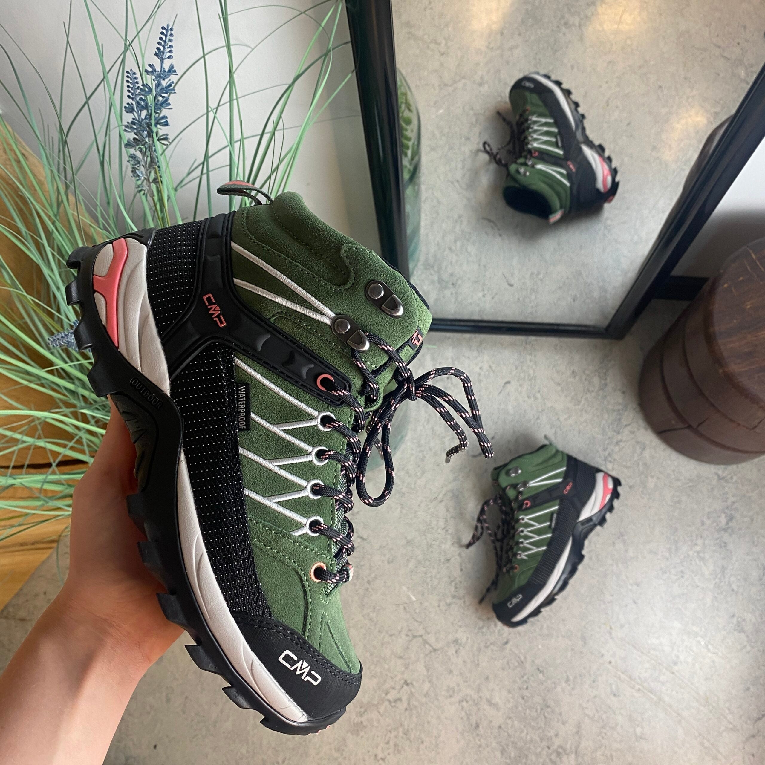 Grønne vandtætte vandrestøvler fra CMP