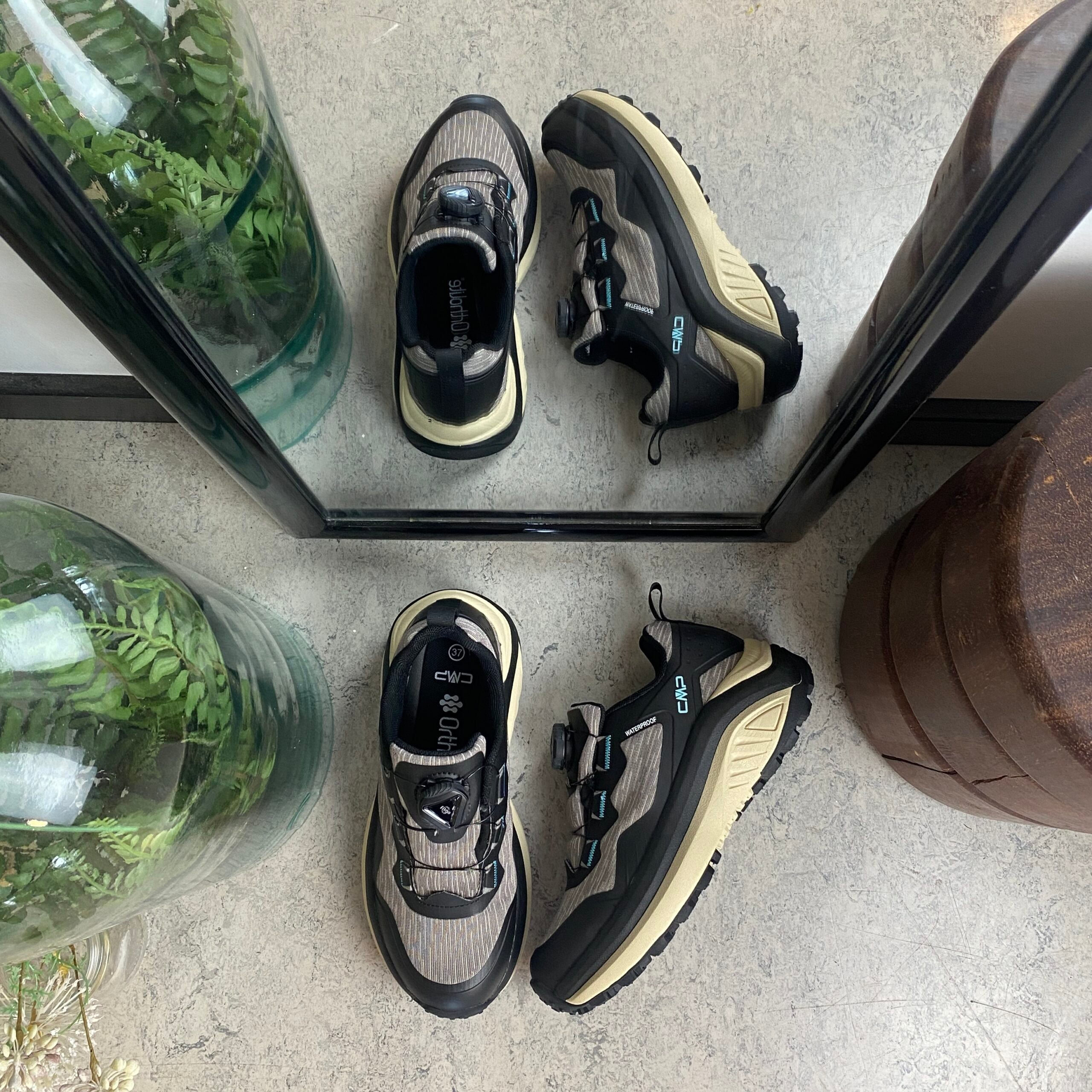 Grå, vandtætte vandresko fra CMP med BOA-lukning