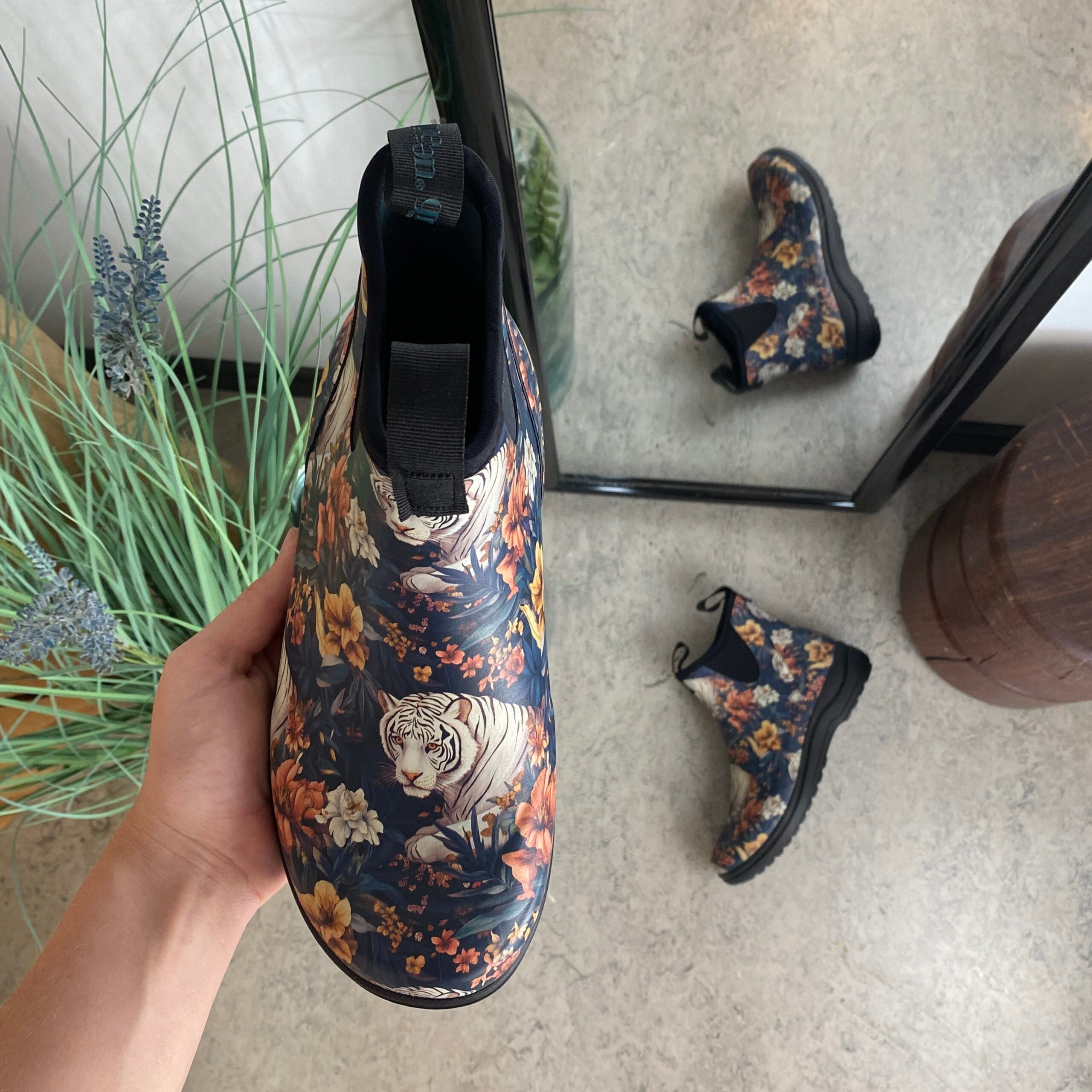 Green Comfort gummistøvle i tigerprint med svangstøtte