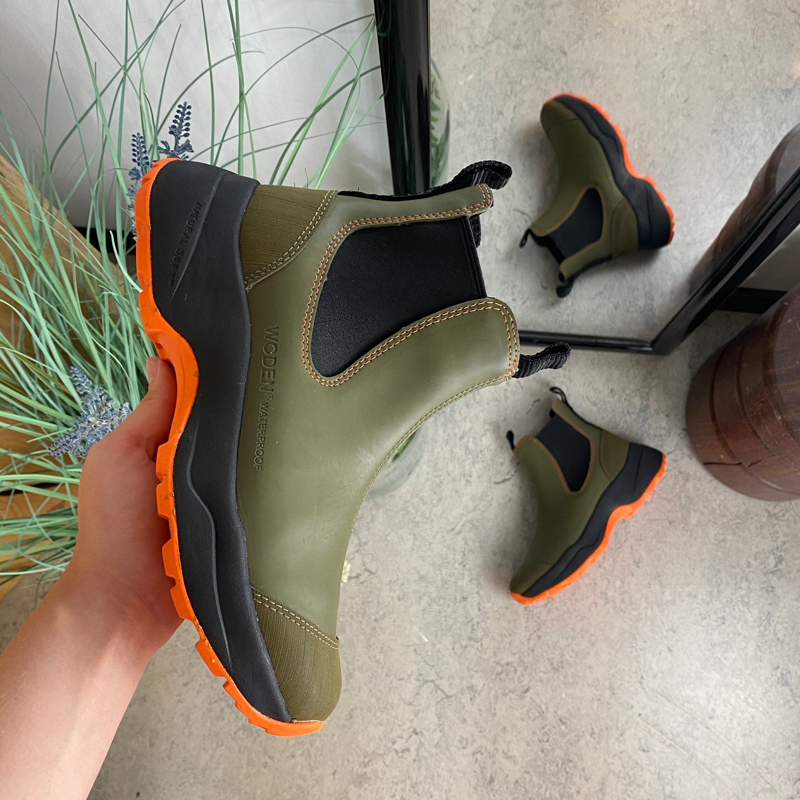 Grøn Woden gummistøvle med svangstøtte