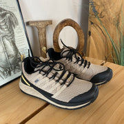 Beige vandtæt sko fra Green Comfort med masser af svangstøtte