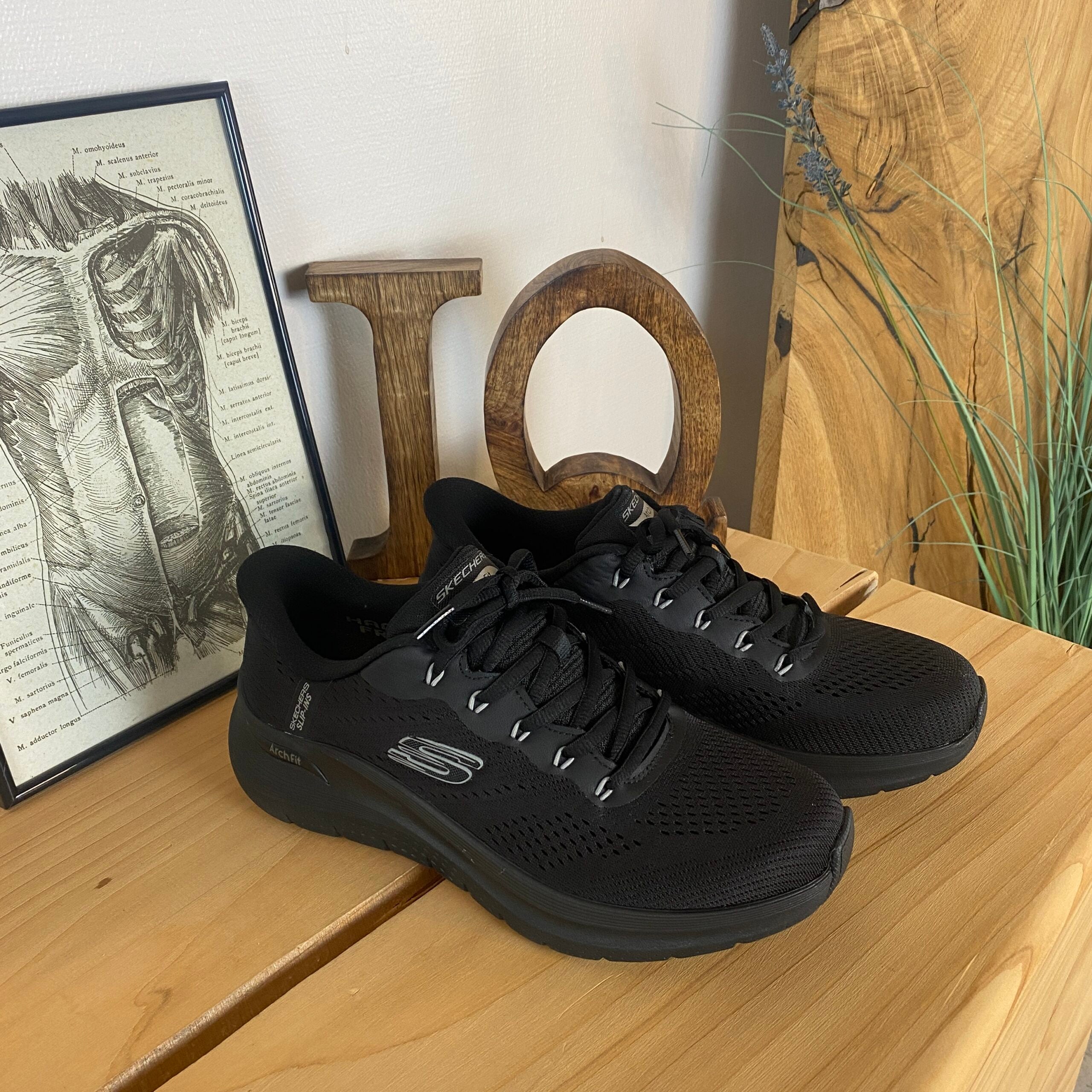 Skechers slip-ins til herre med svangstøtte