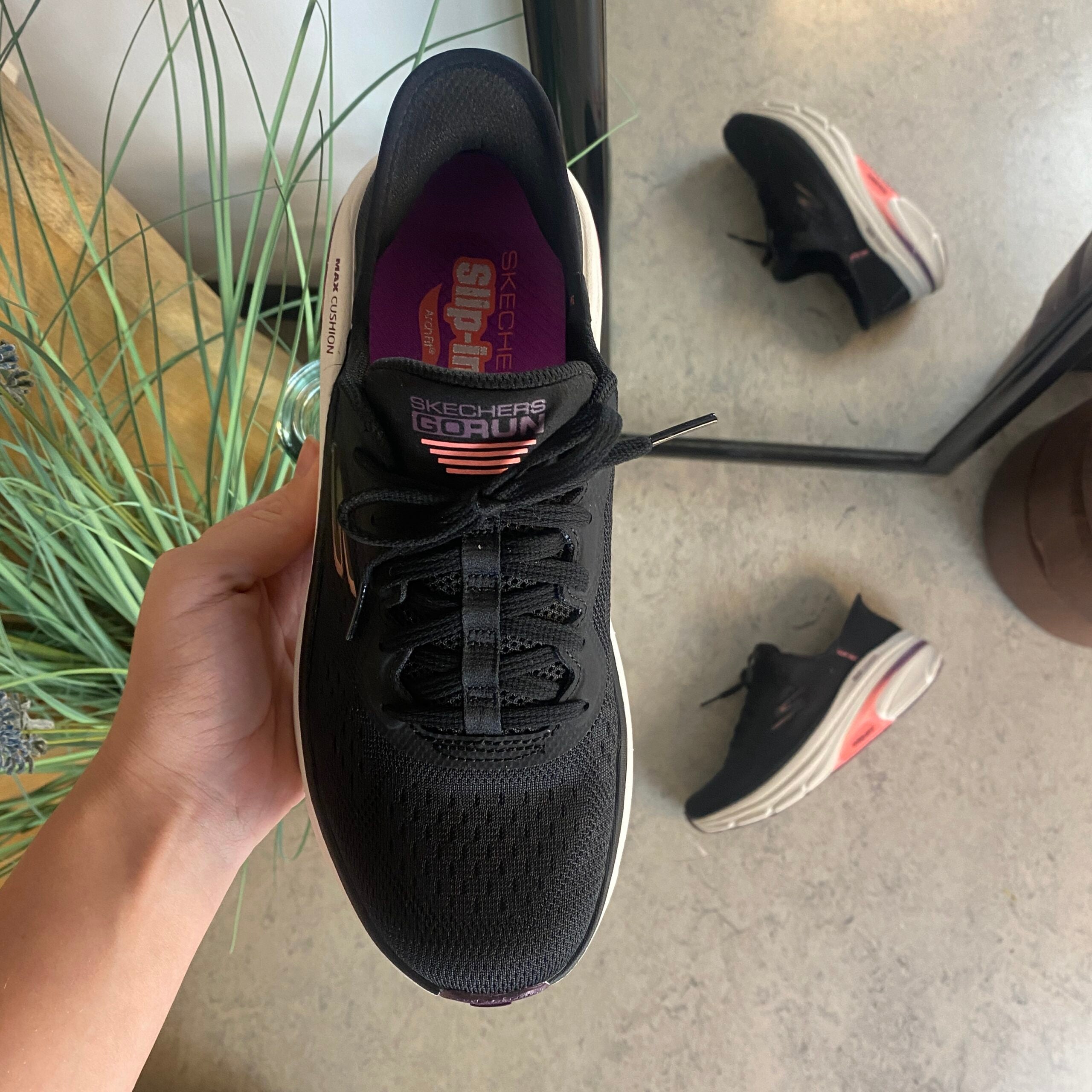 Skechers slip-ins med fremragende stødabsorbering