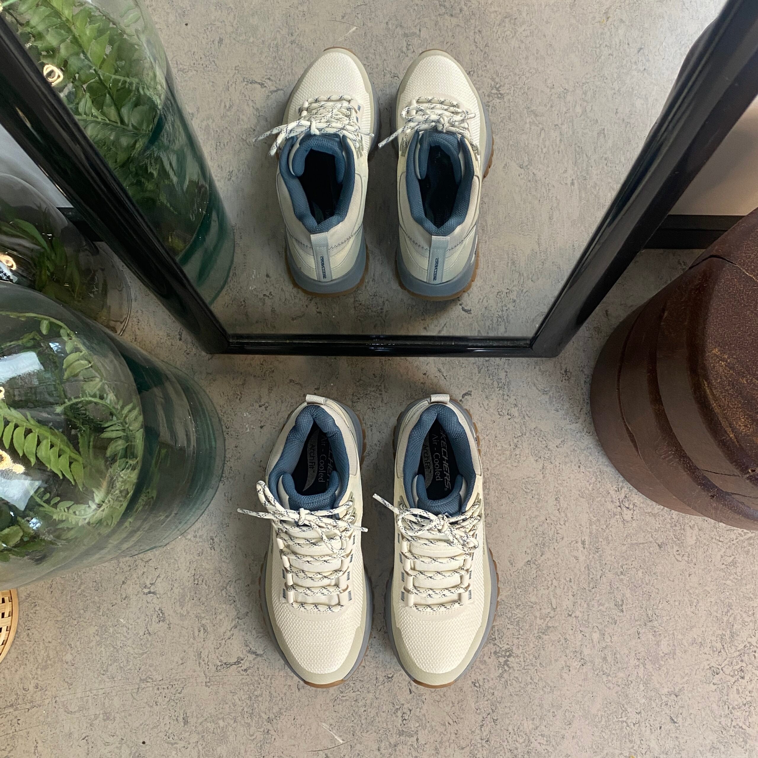 Vandtæt støvle fra Skechers med god svangstøtte.