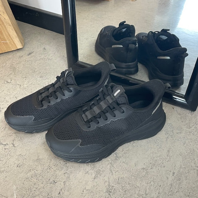 Endurance Beliso StepGo – sort unisex sneaker til kvinder & mænd