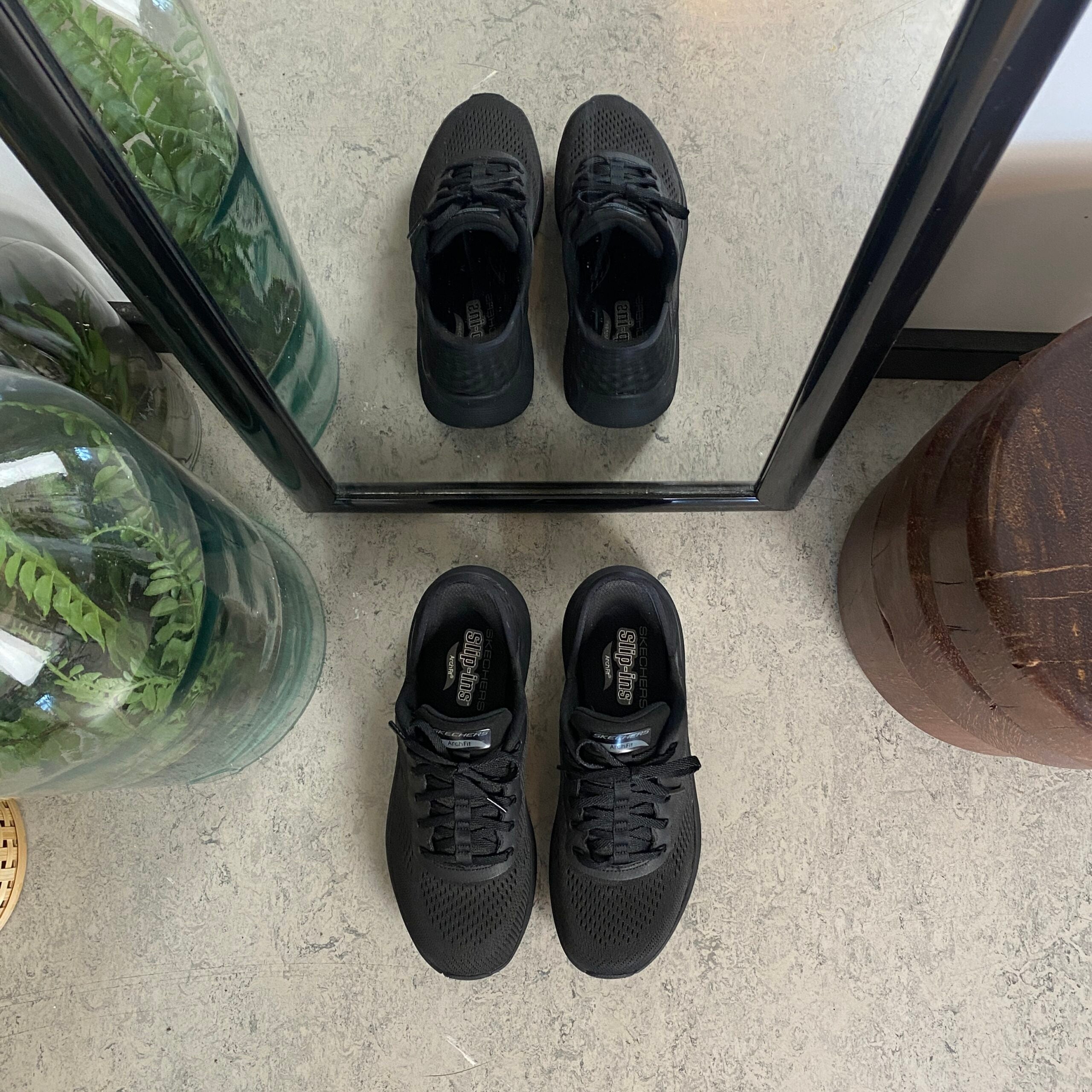 Åndbar Skechers slip-ins sko med god svangstøtte