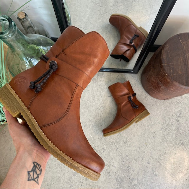 Brun Rieker vinterstøvle med foer og lynlås