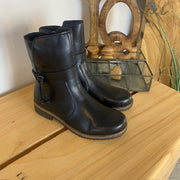 Sort Rieker vinterstøvle med foer og lynlås