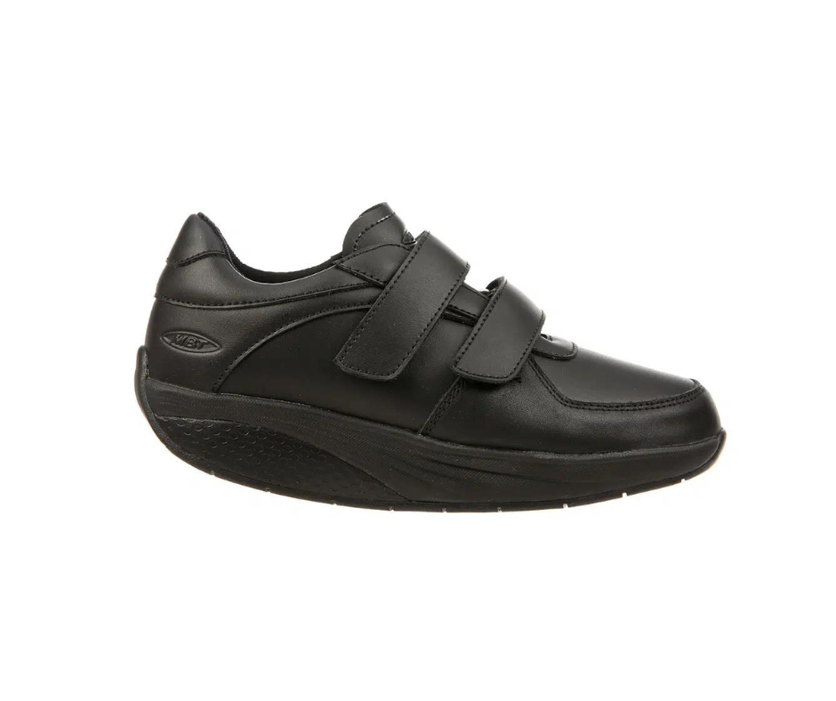 Sort velcro sko fra MBT