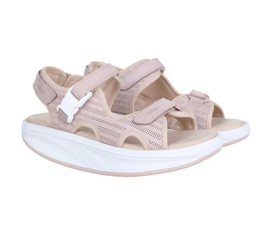 Kisumu rose klassisk sandal fra MBT