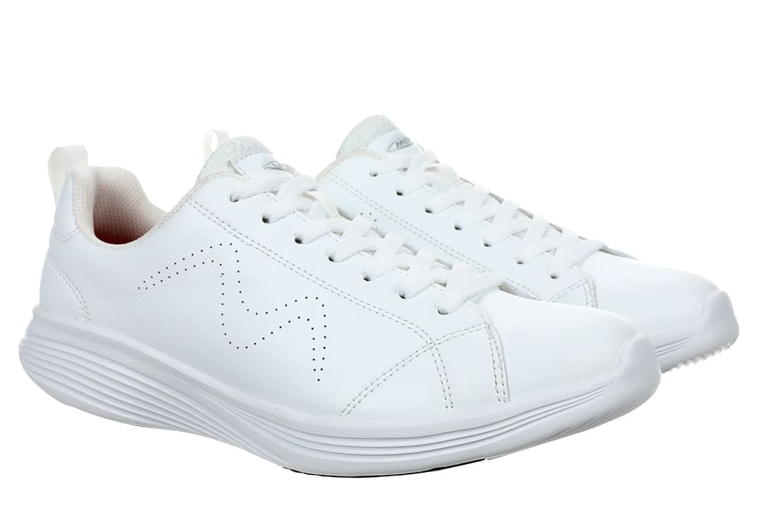Hvide MBT Ren sneakers til herrer i læder med hvid Modena rullesål og snørebånd.