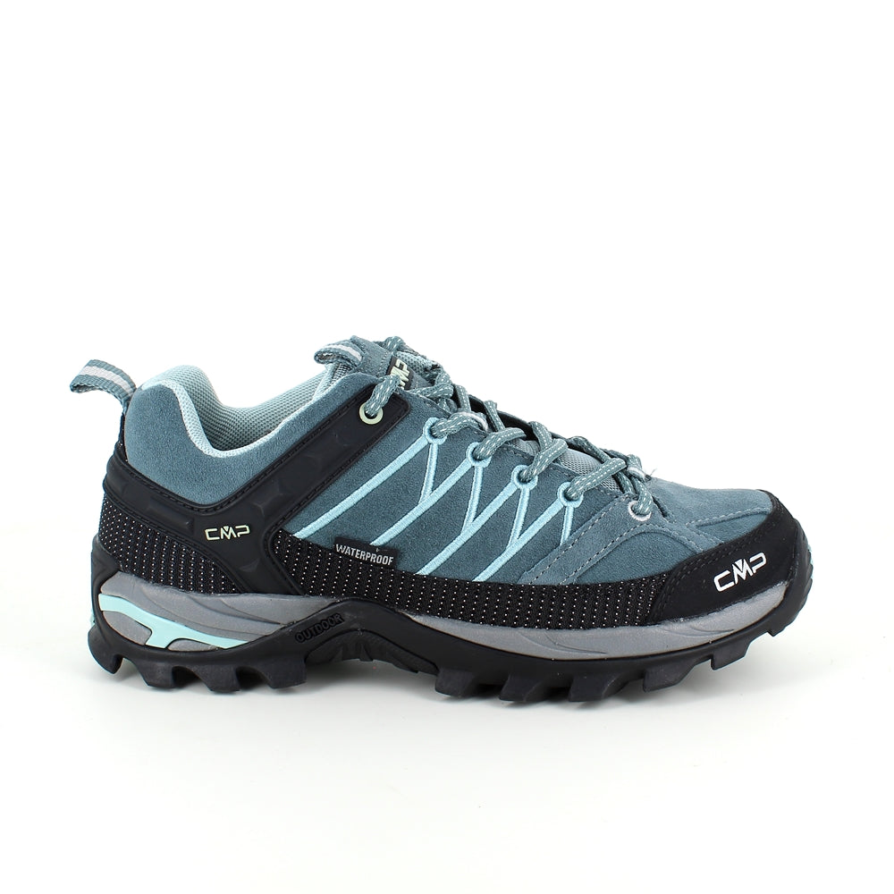 Lys blå vandtæt vandresko fra CMP med flotte detaljer