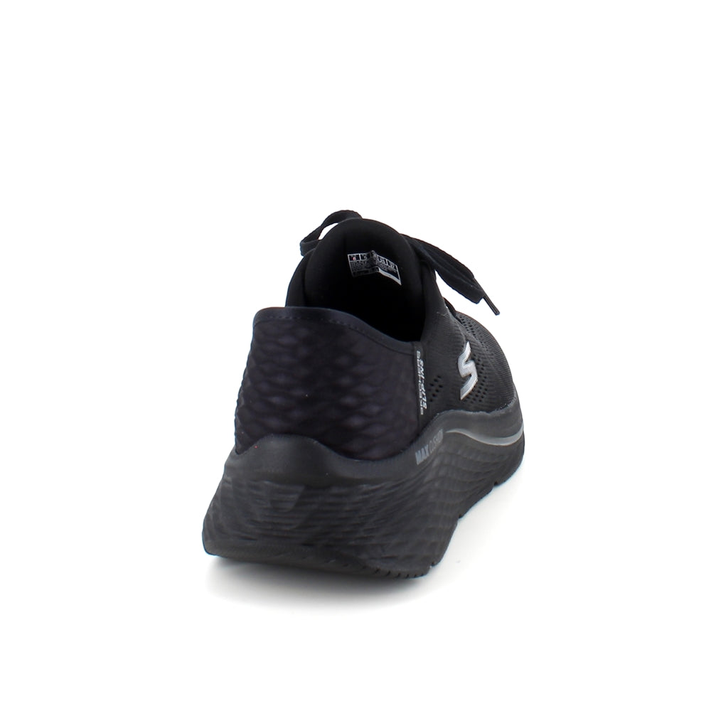 Slip-ins fra Skechers med snørre og Max Cushion bund