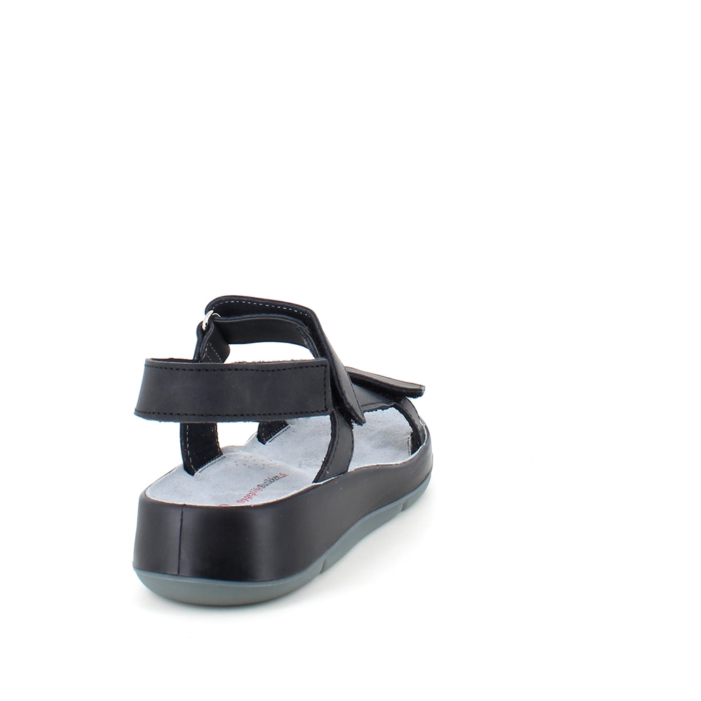 Sort skindsandal med tre justerbare remme og svangstøtte