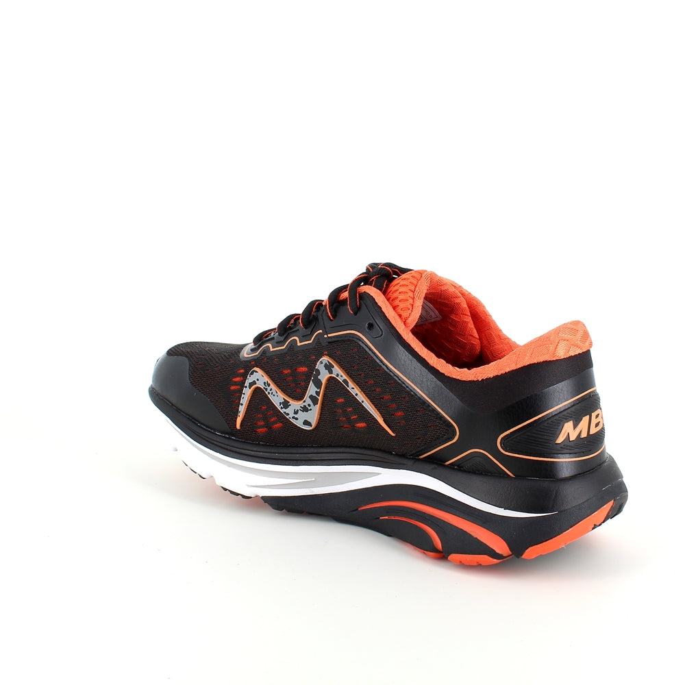 Sort sko fra MBT med fede orange detaljer