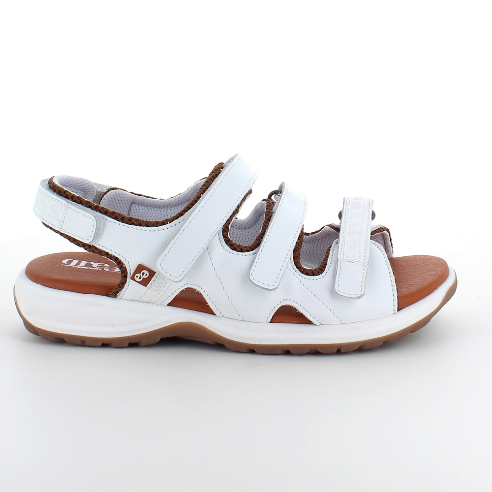 Hvid Camino skind sandal fra Green Comfort.
