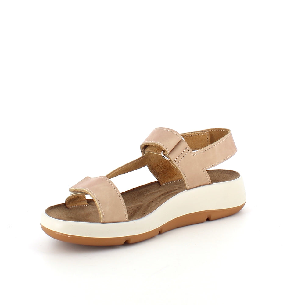 Beige skindsandal med tre indstillelige remme og svangstøtte