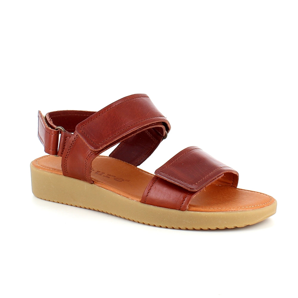 Brun læder sandal fra Nature med tre indstillige remme