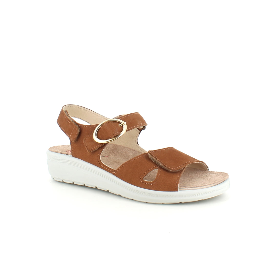 Brun lædersandal med tre justerbare remme og en aftagelig indersål.
