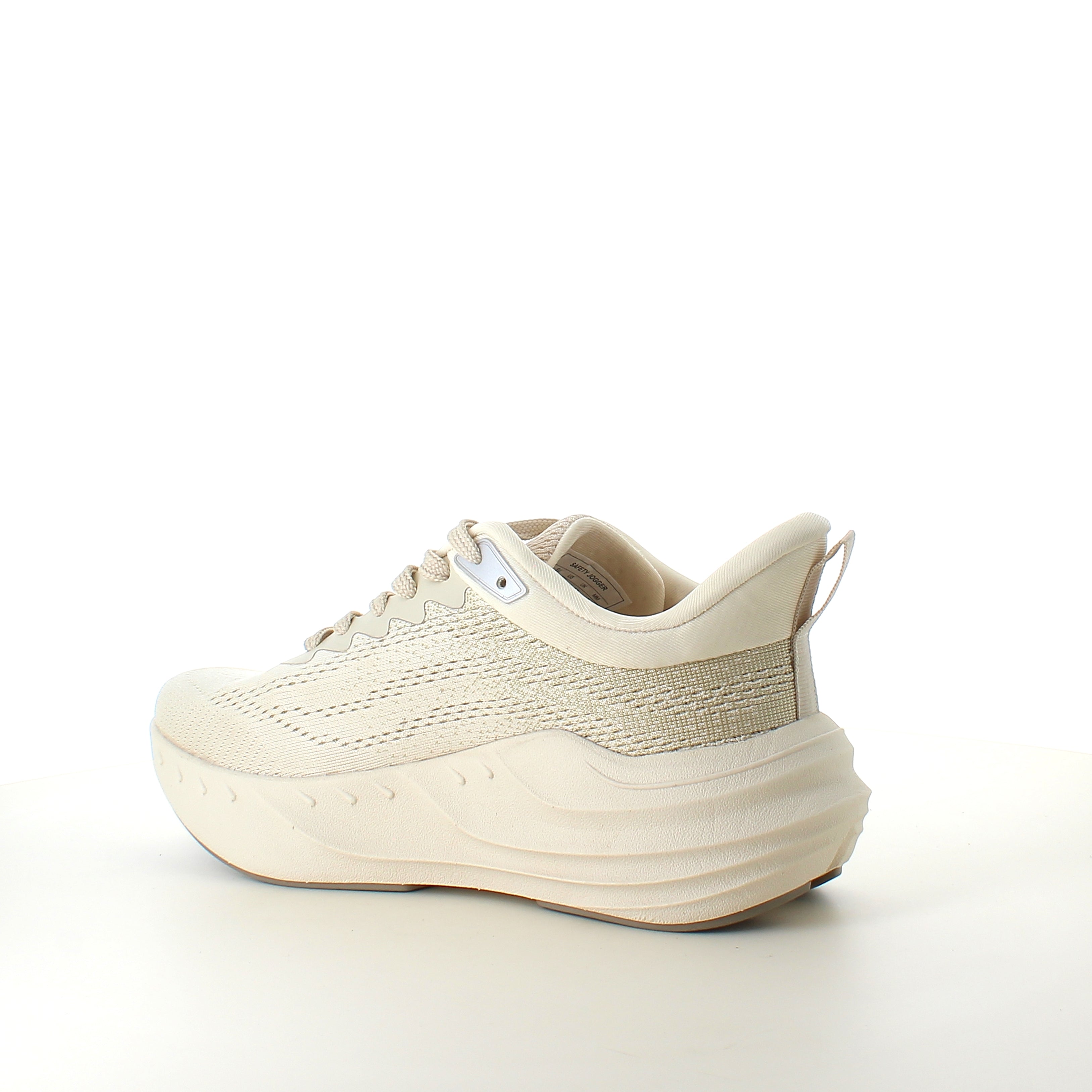 Beige sko med gængesål – Sygeplejebutikken