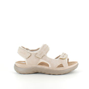 Beige Rieker dame sandal – justerbar komfort med blød sål & svangstøtte
