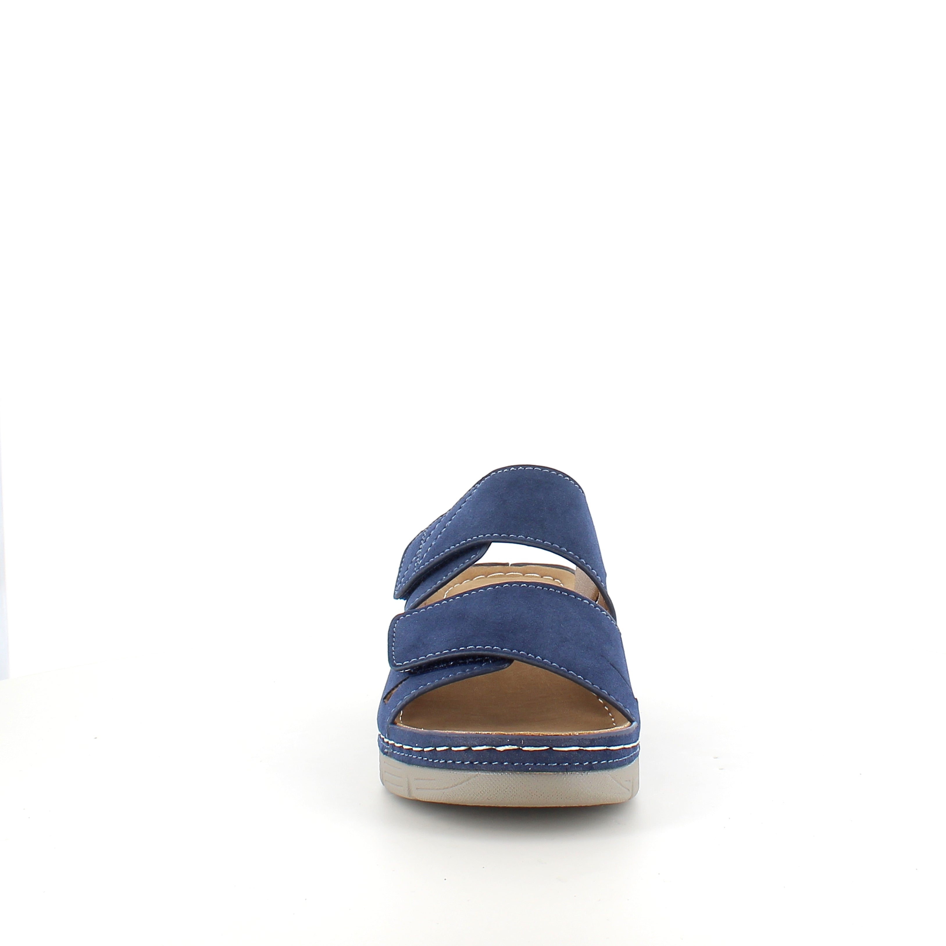 Blå slip on sandal med kilehæl & velcro – feminin & fleksibel til hverdagen