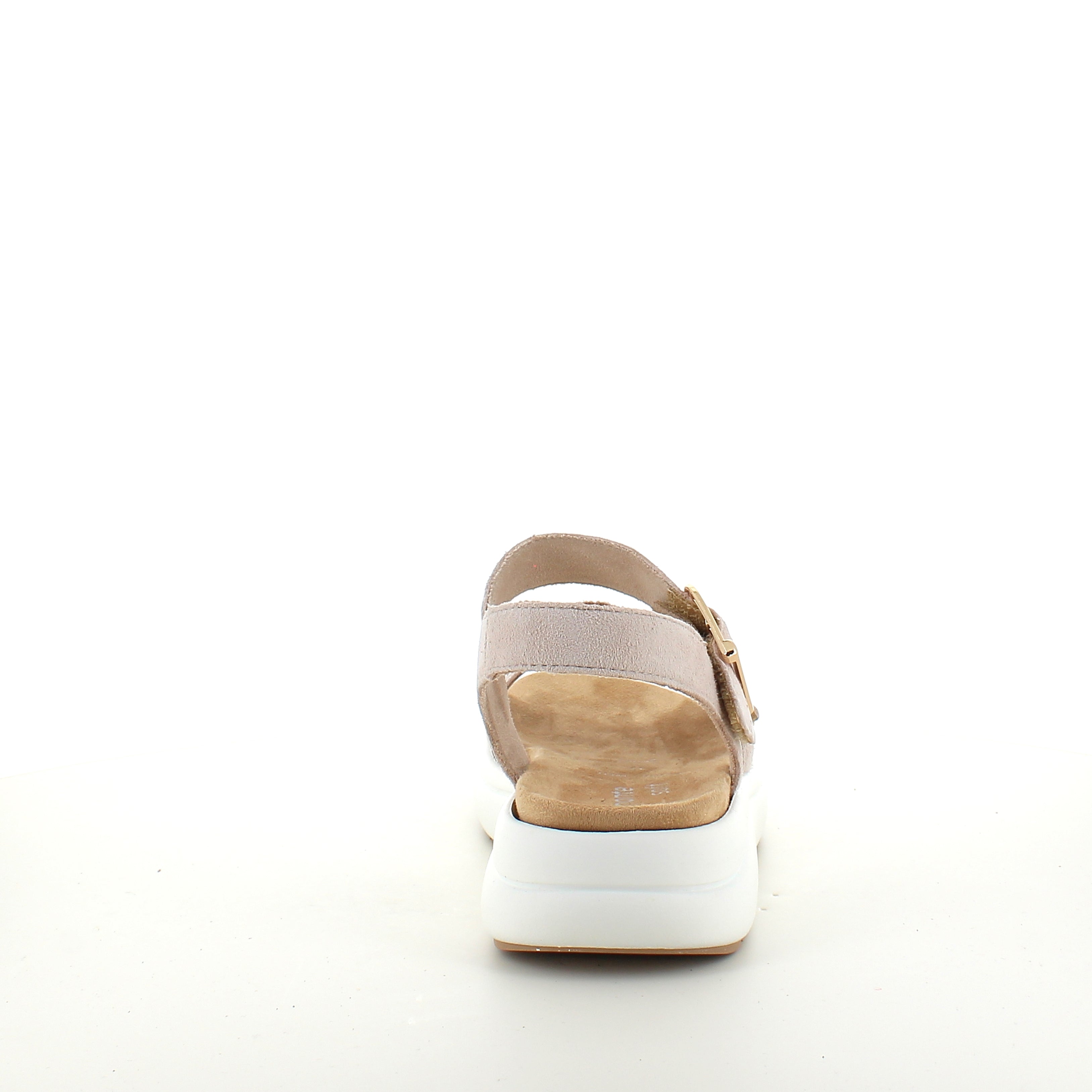 Remonte sandal i beige med hvid bund – komfort & fleksibilitet op til str. 45