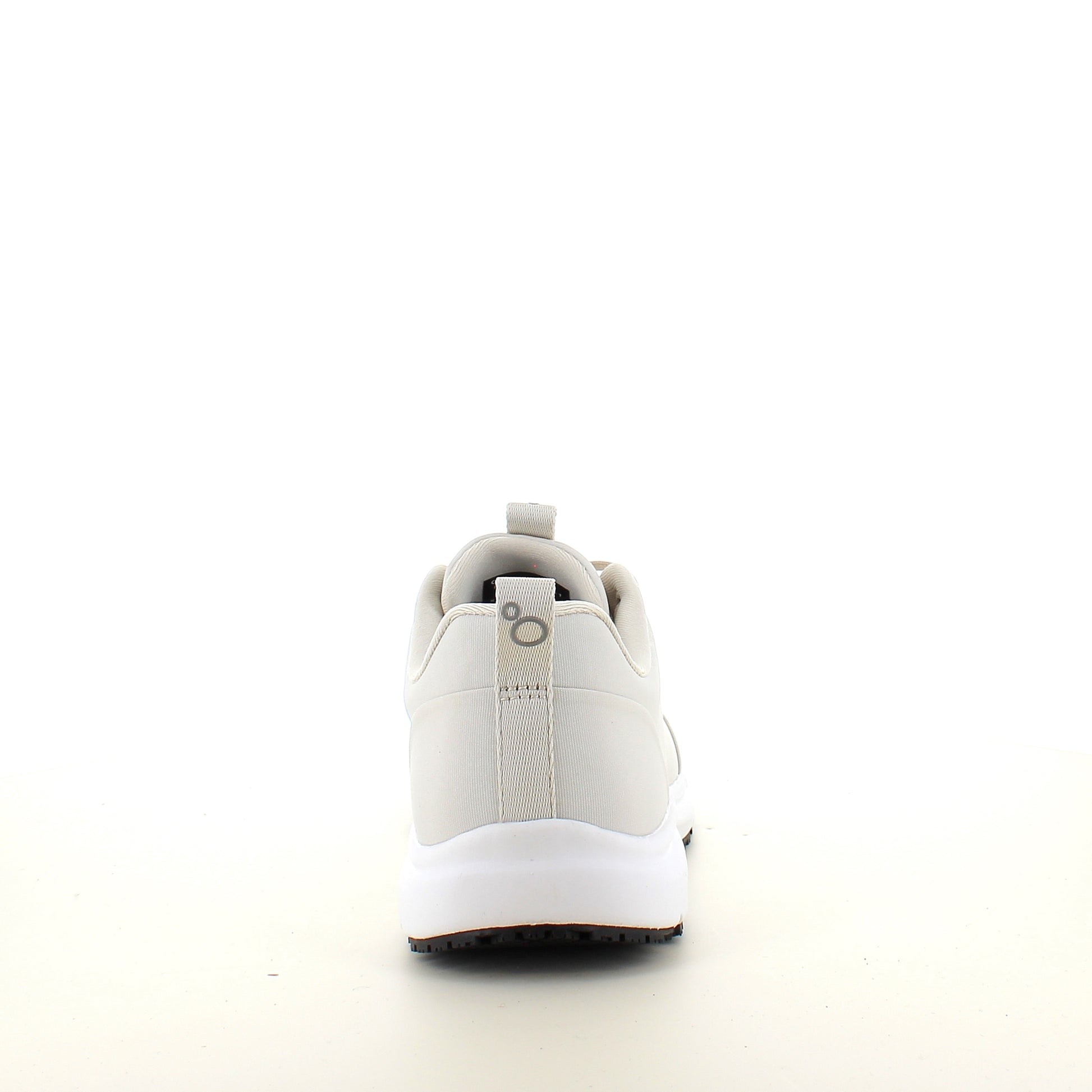 Hvid komfort sneaker med skridhæmmende sål & vandtæt membran