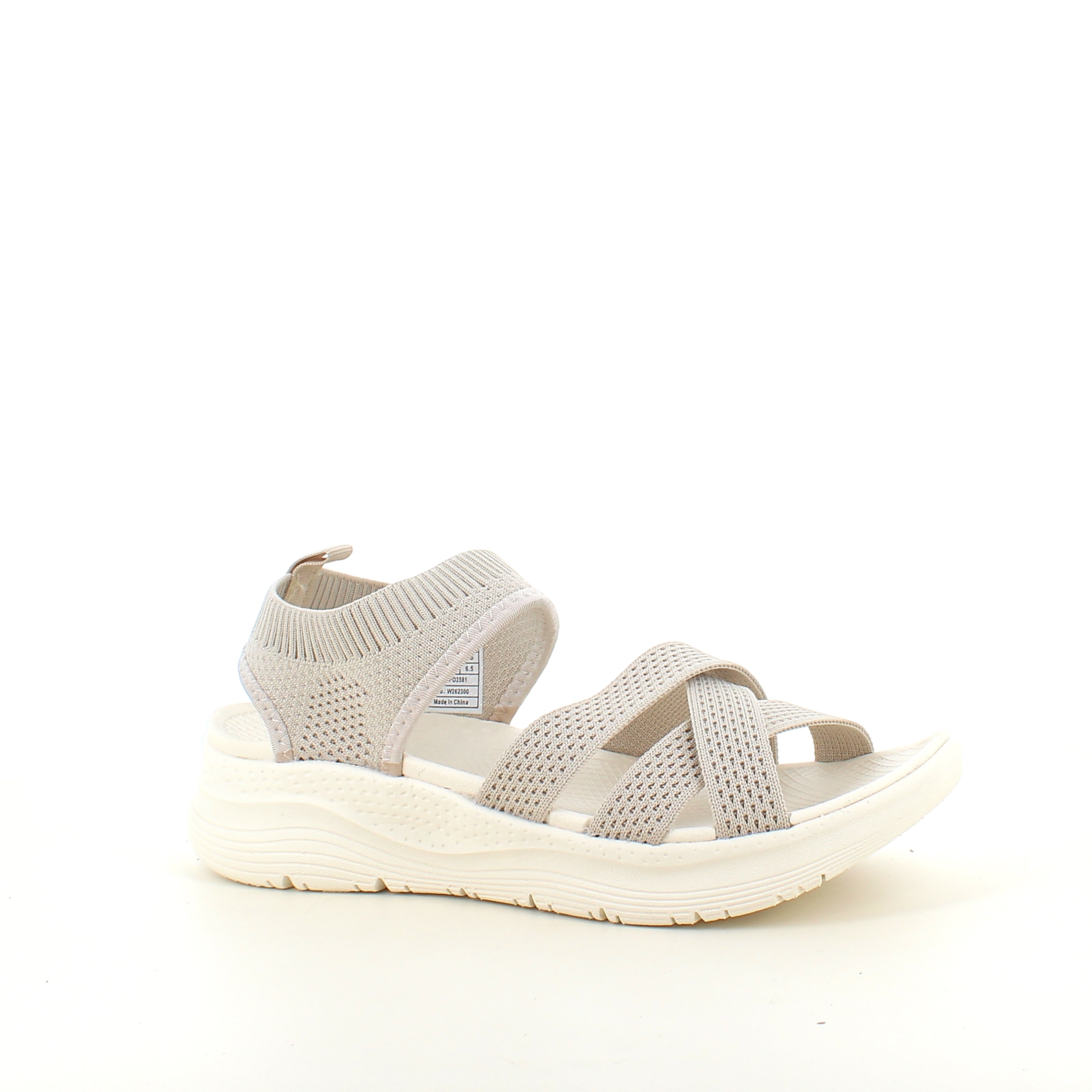 Whistler sandal i beige med elastisk pasform og god stødabsorbering