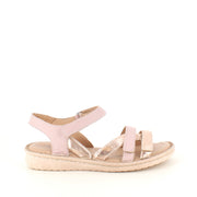 Rosa skindsandal med tre remme og rosegold detaljer fra Relaxshoe