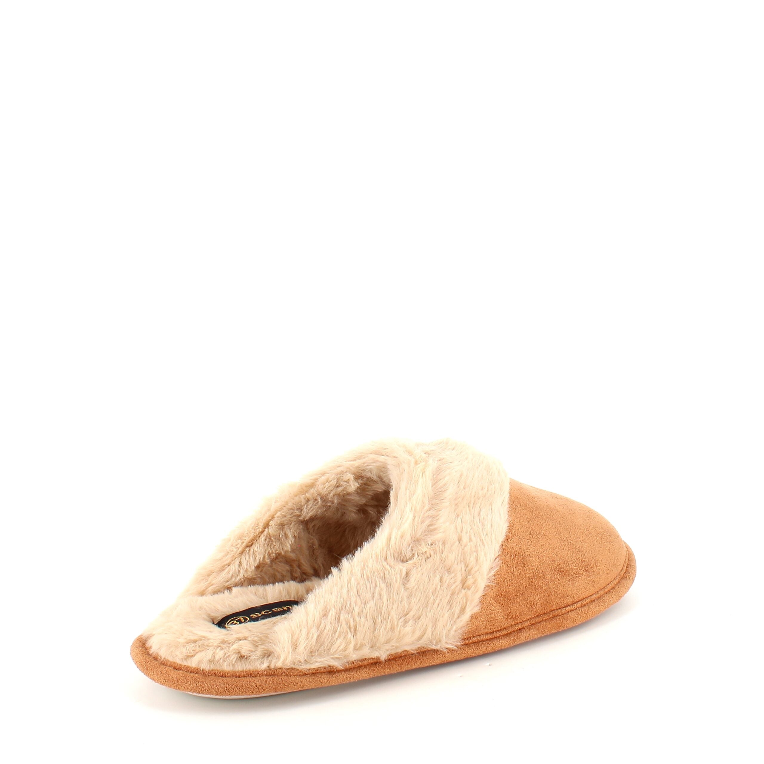 Brun hjemmesko med synlig pelskant