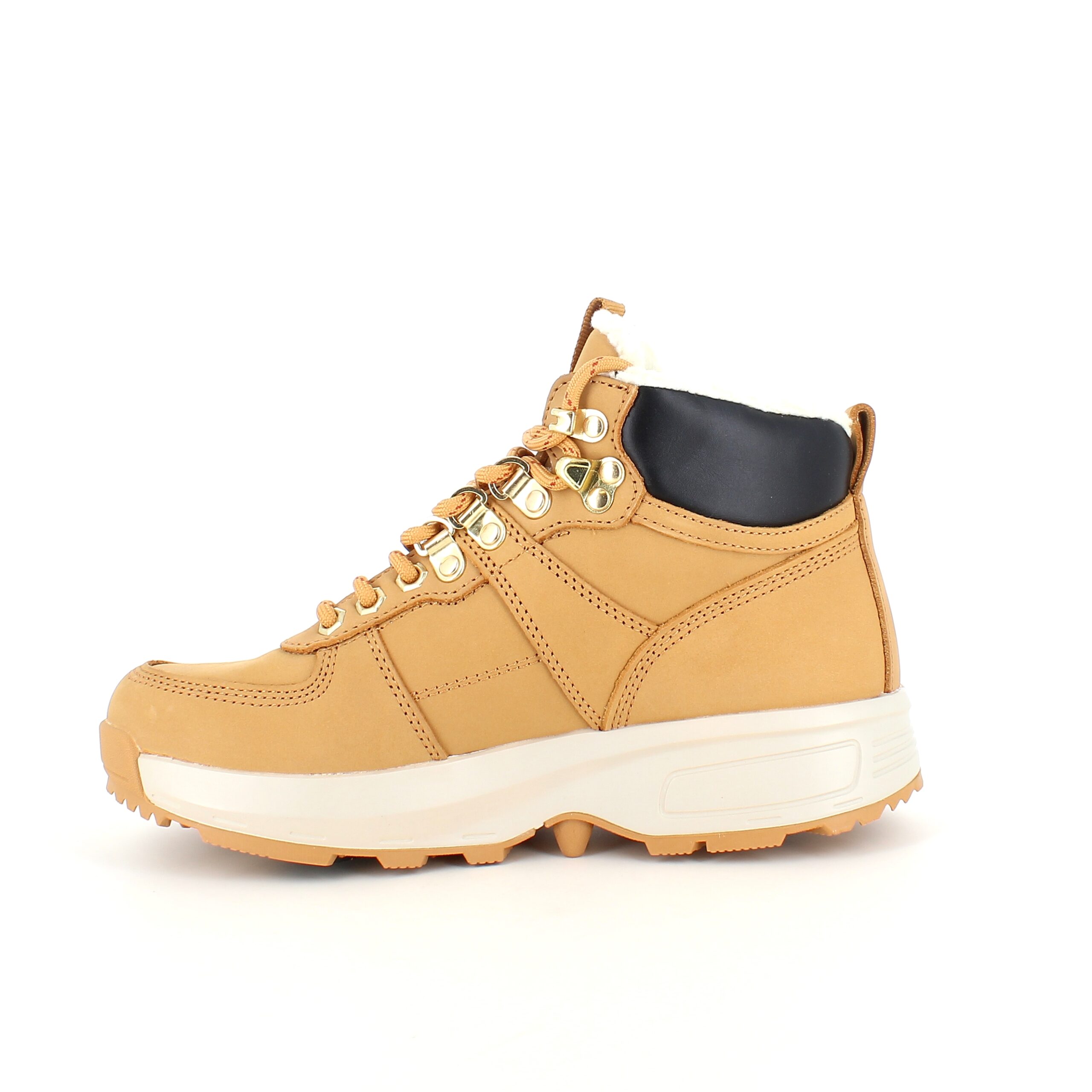 Brun vinterstøvle fra Gaitline med gængesål