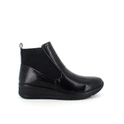 Elegant sort lakstøvle med bred elastikåbning