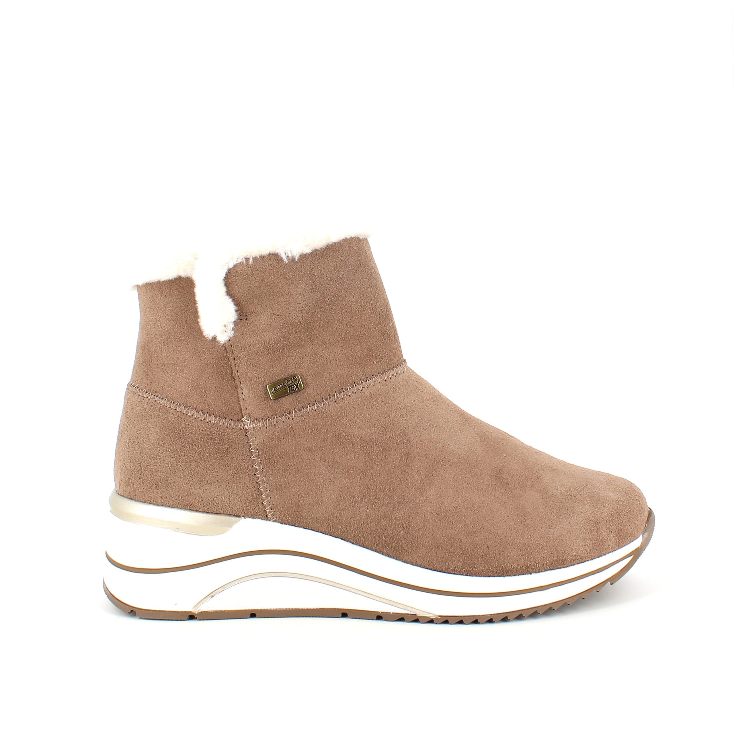 Kort brun Remontestøvle med uldfoer og god bredde