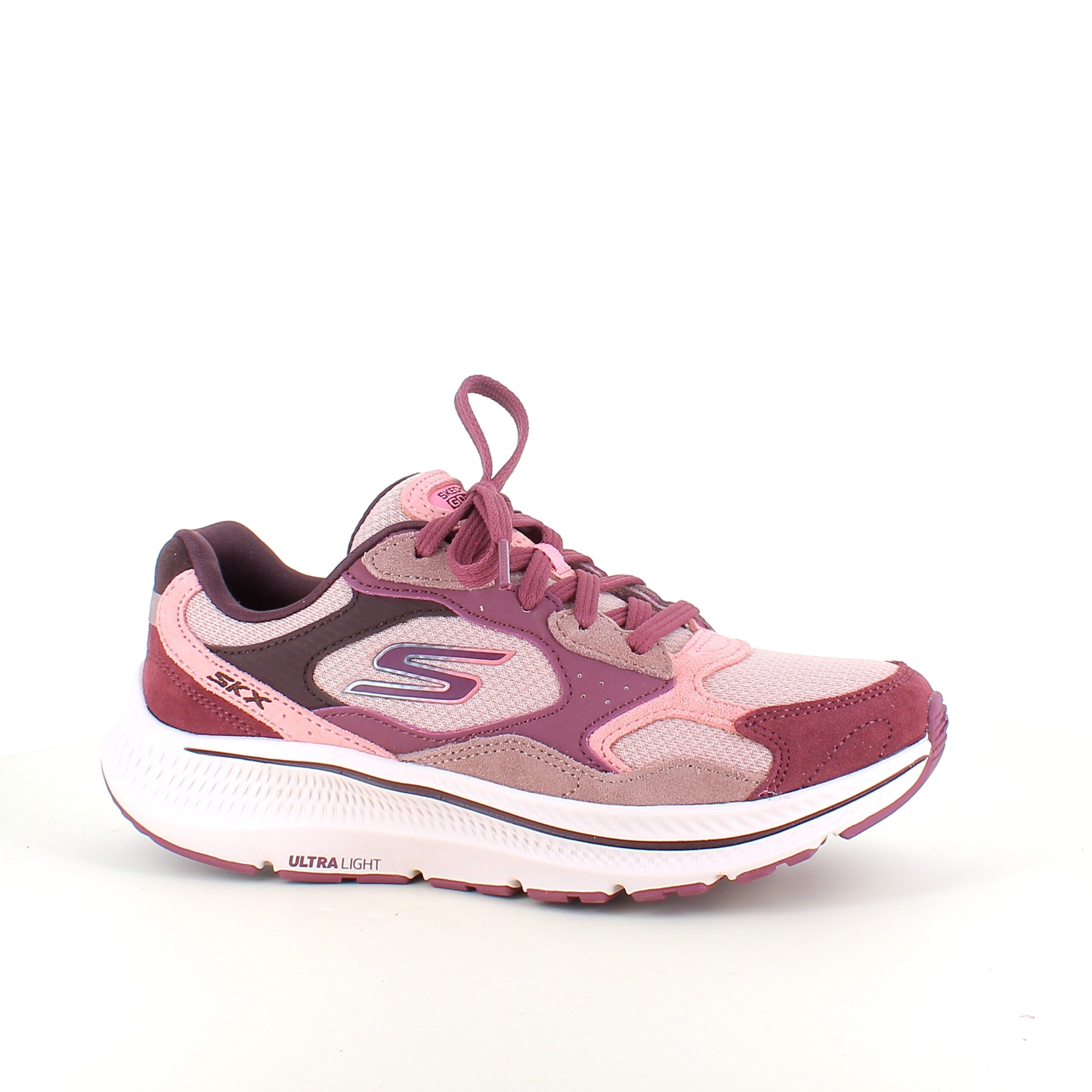 Ultra let sko fra Skechers ned nasser af stødabsorbering