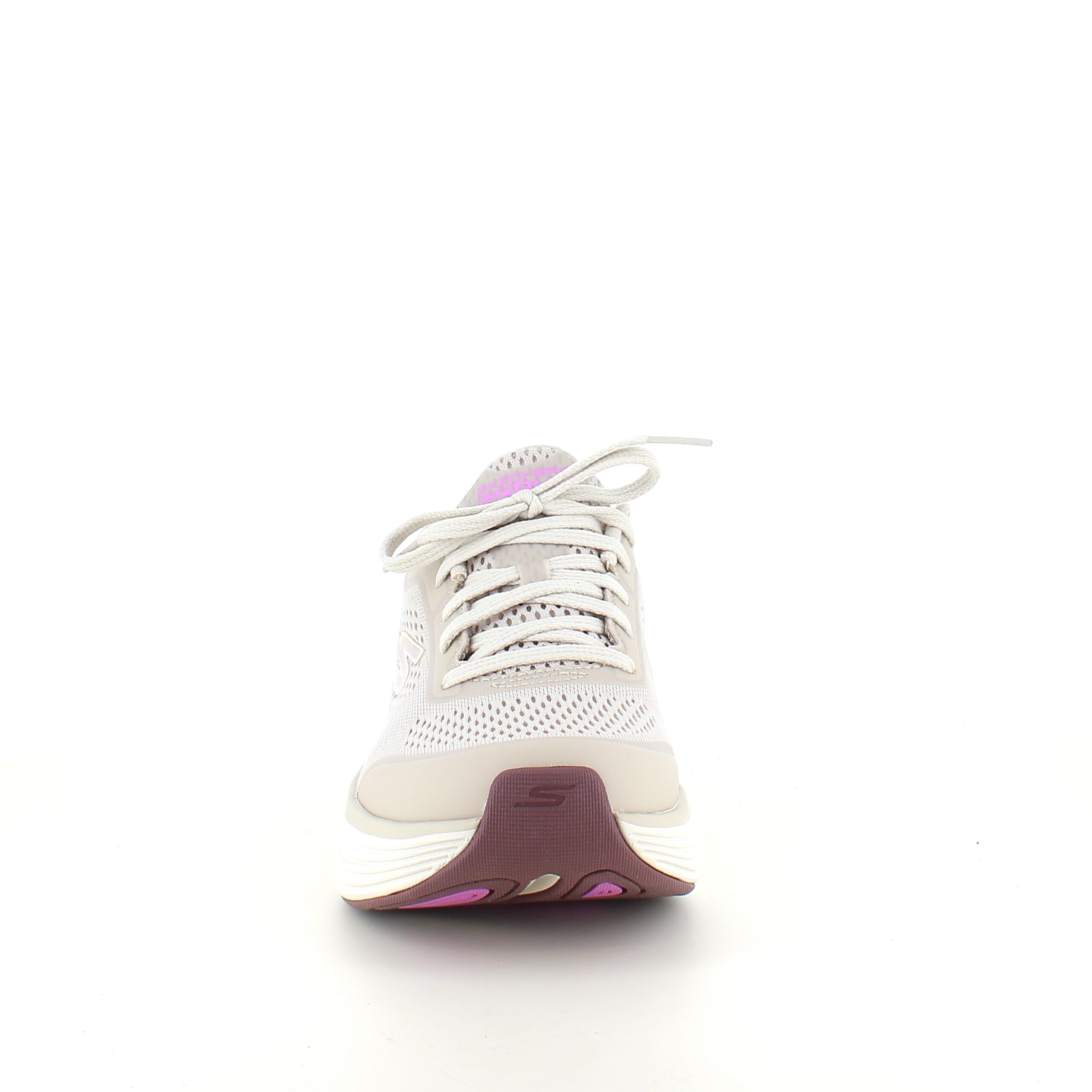 Beige Skechers slip-in med MaxChusion bund