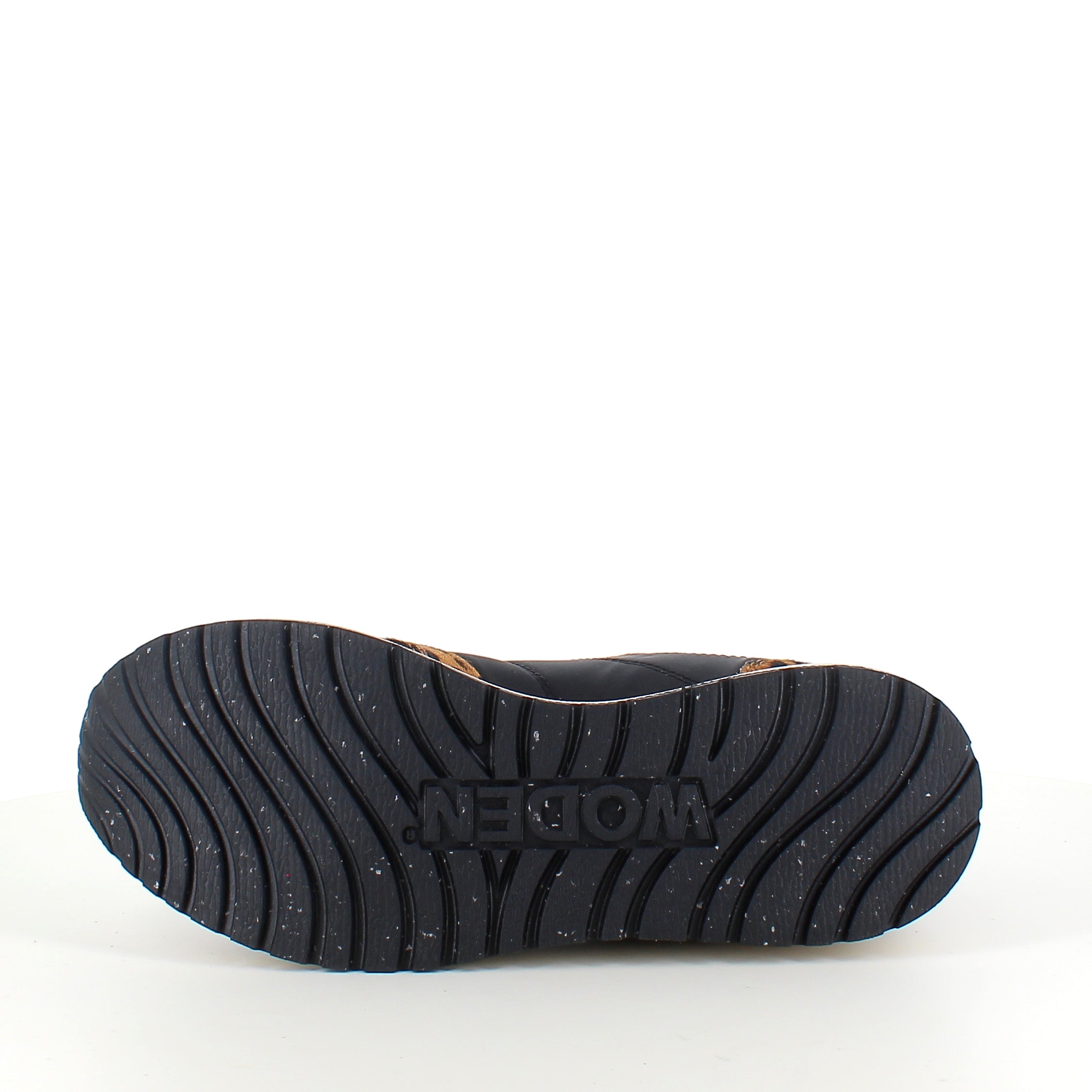 Smarte Woden sneakers i sort mix med leopardmønster.