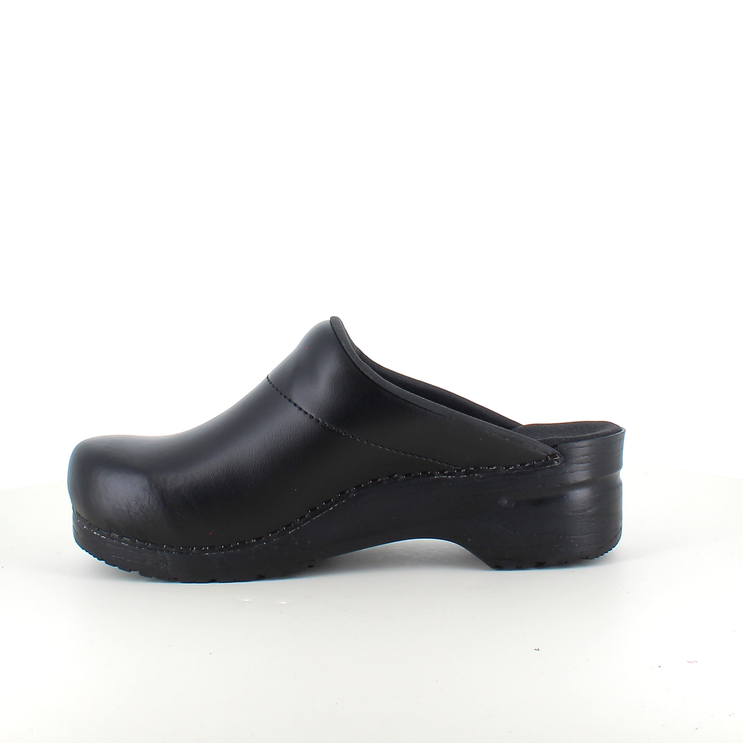 Praktisk sort Sanita træsko