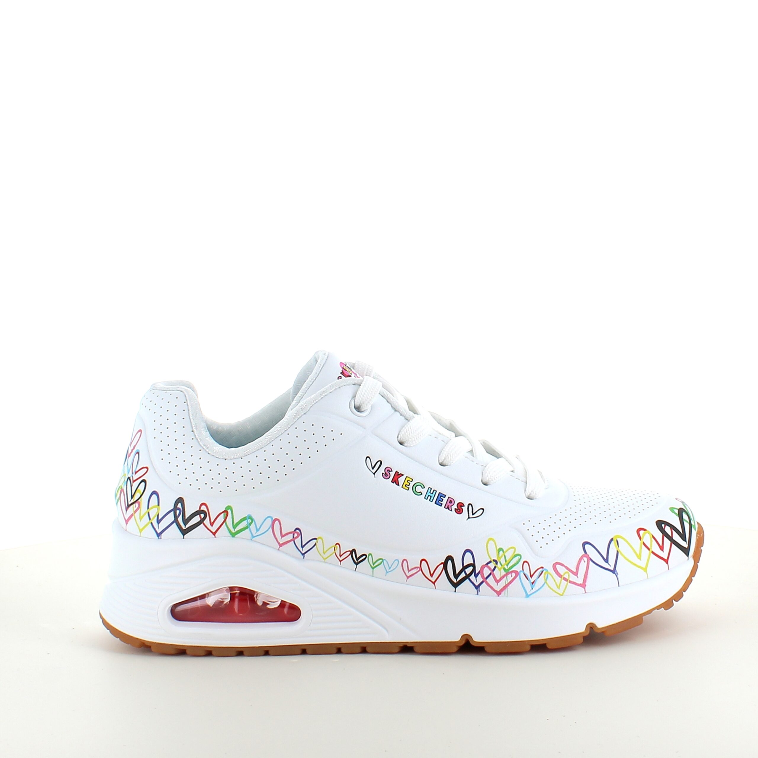 Hvide Skechers sko med flotte hjertedetaljer