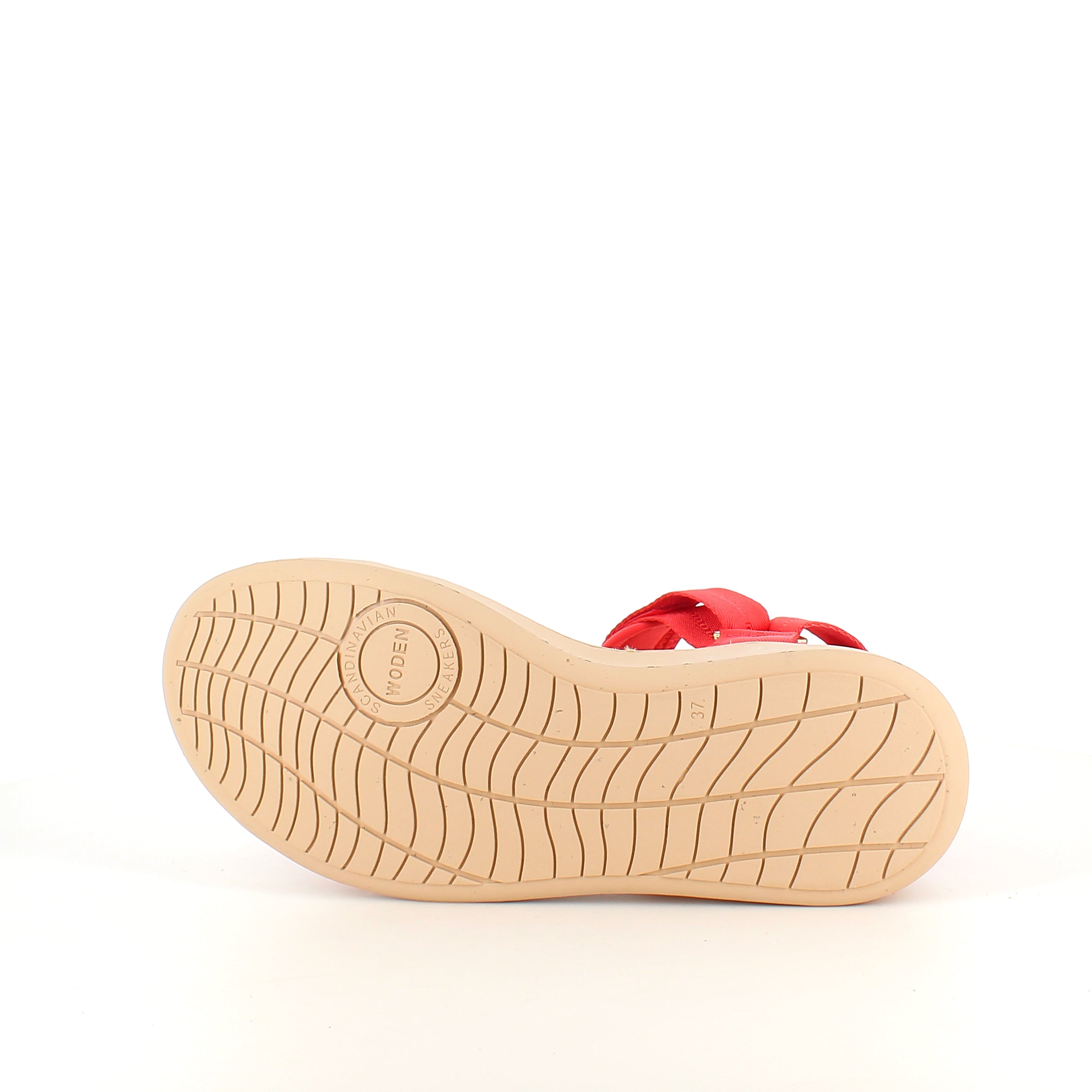 Woden sandal i rød – Let komfort med karakter