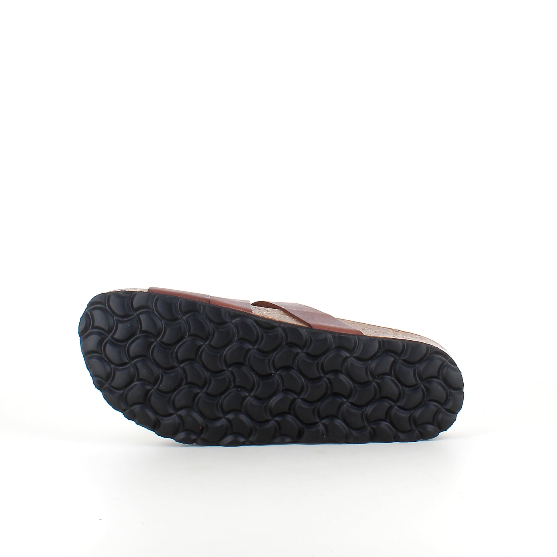 Slip on sandal i brun glat skind med krydsremme – komfort & støtte | Sygeplejebutikken