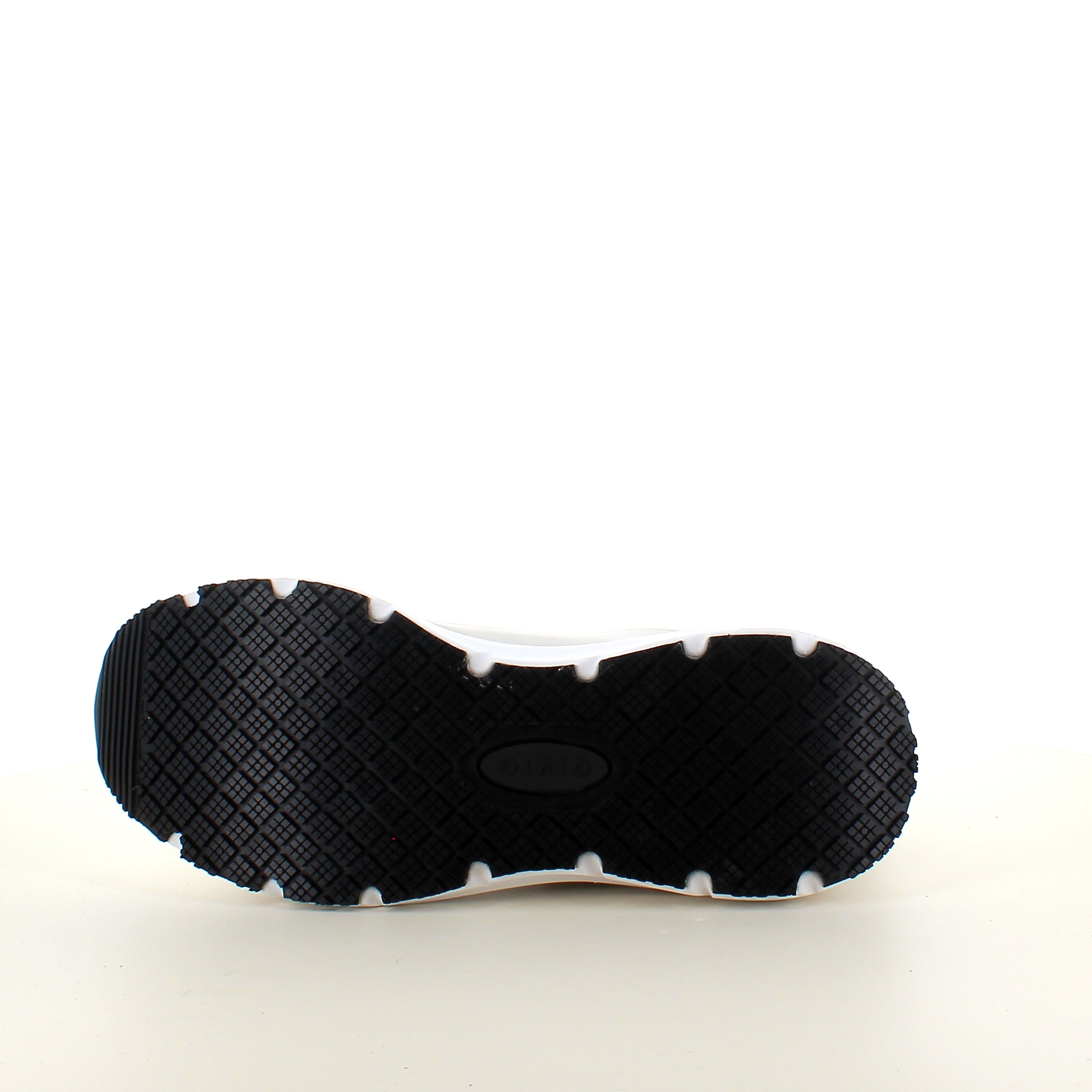 Hvid komfort sneaker med skridhæmmende sål & vandtæt membran