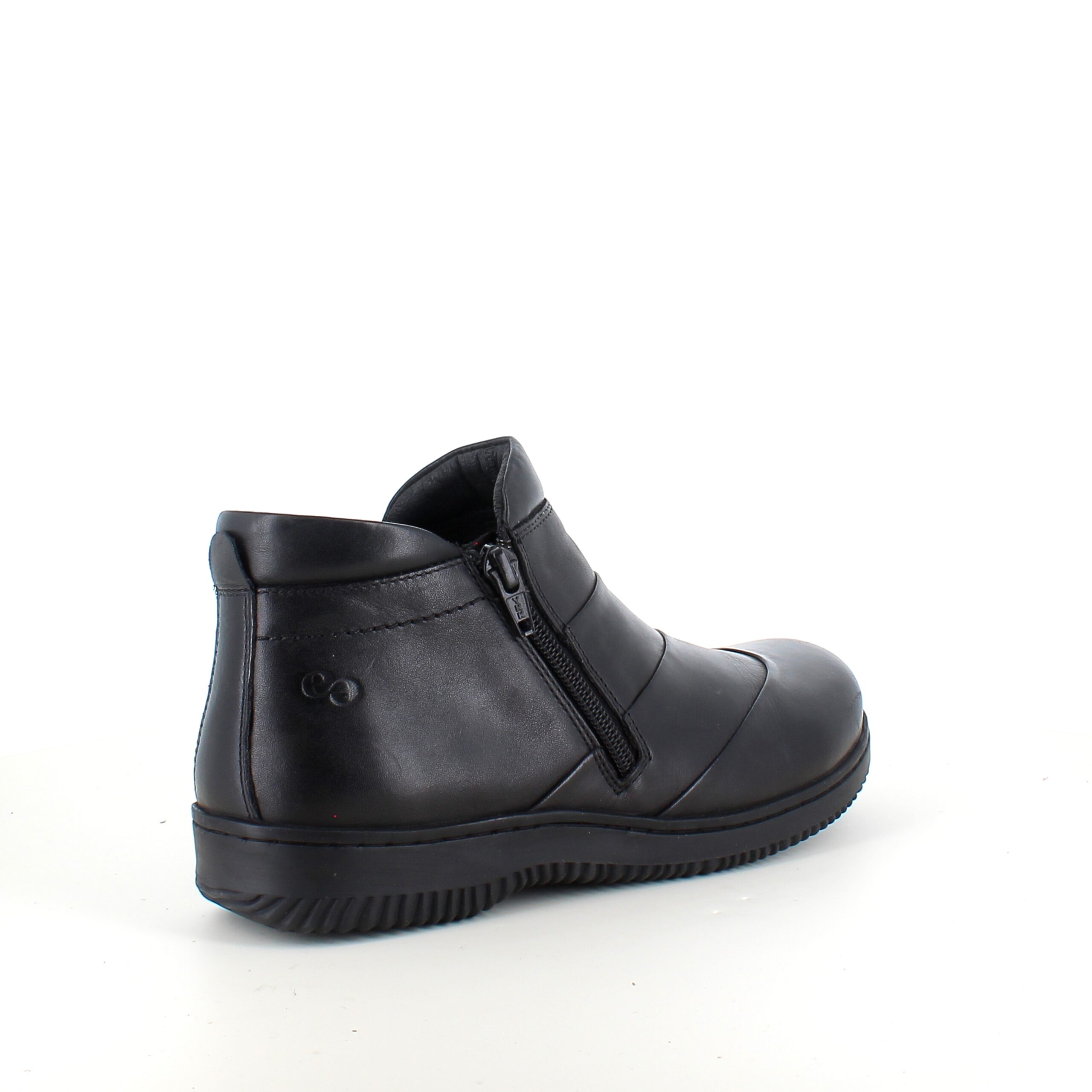 Kort støvle i sort skind fra Green Comfort