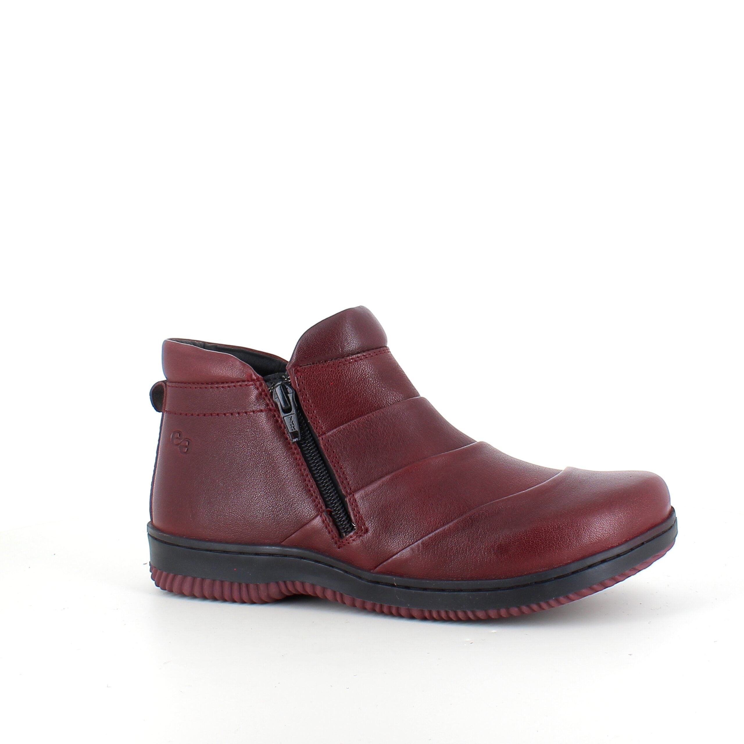 Kort støvle i bordeaux skind fra Green Comfort