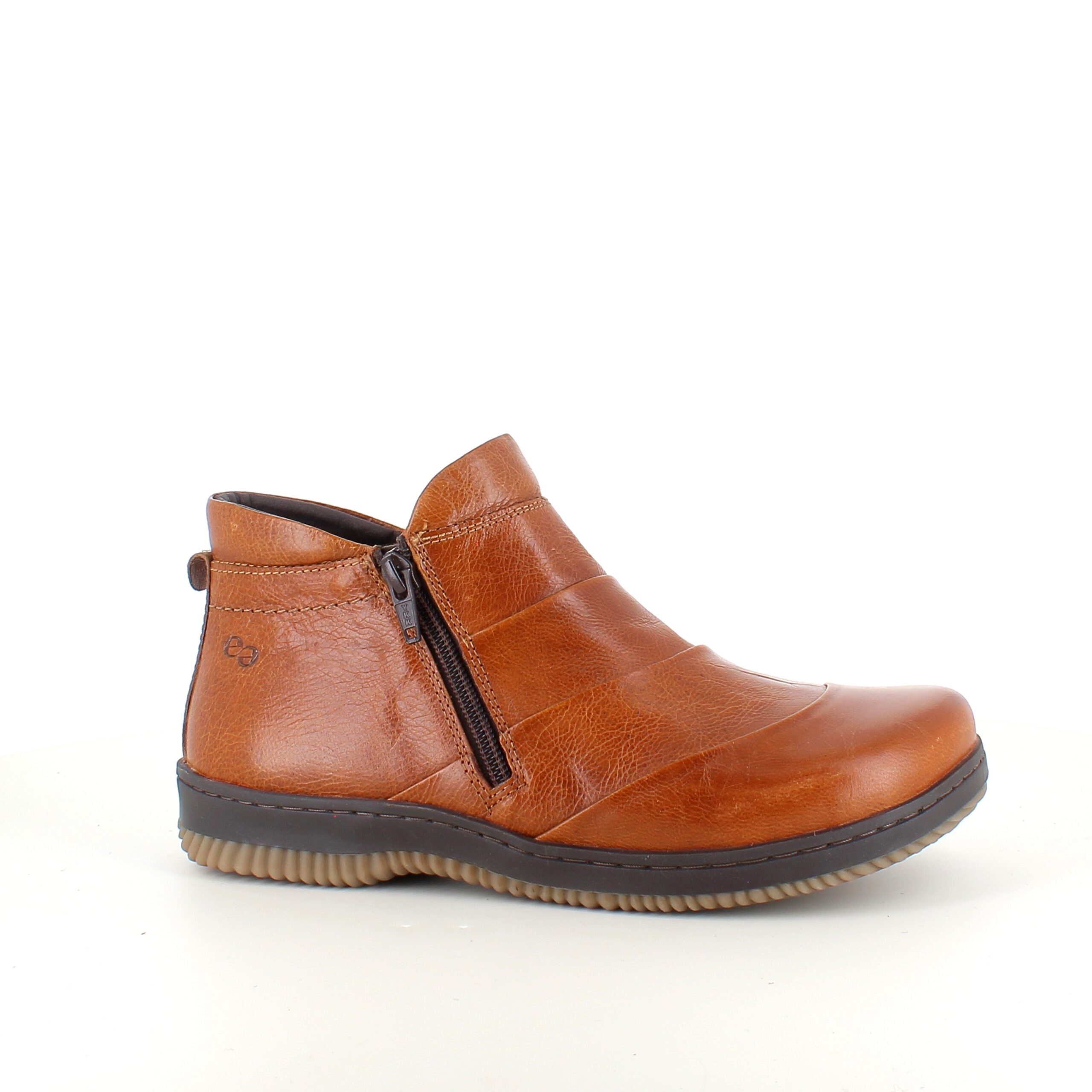 Kort støvle i brun skind fra Green Comfort