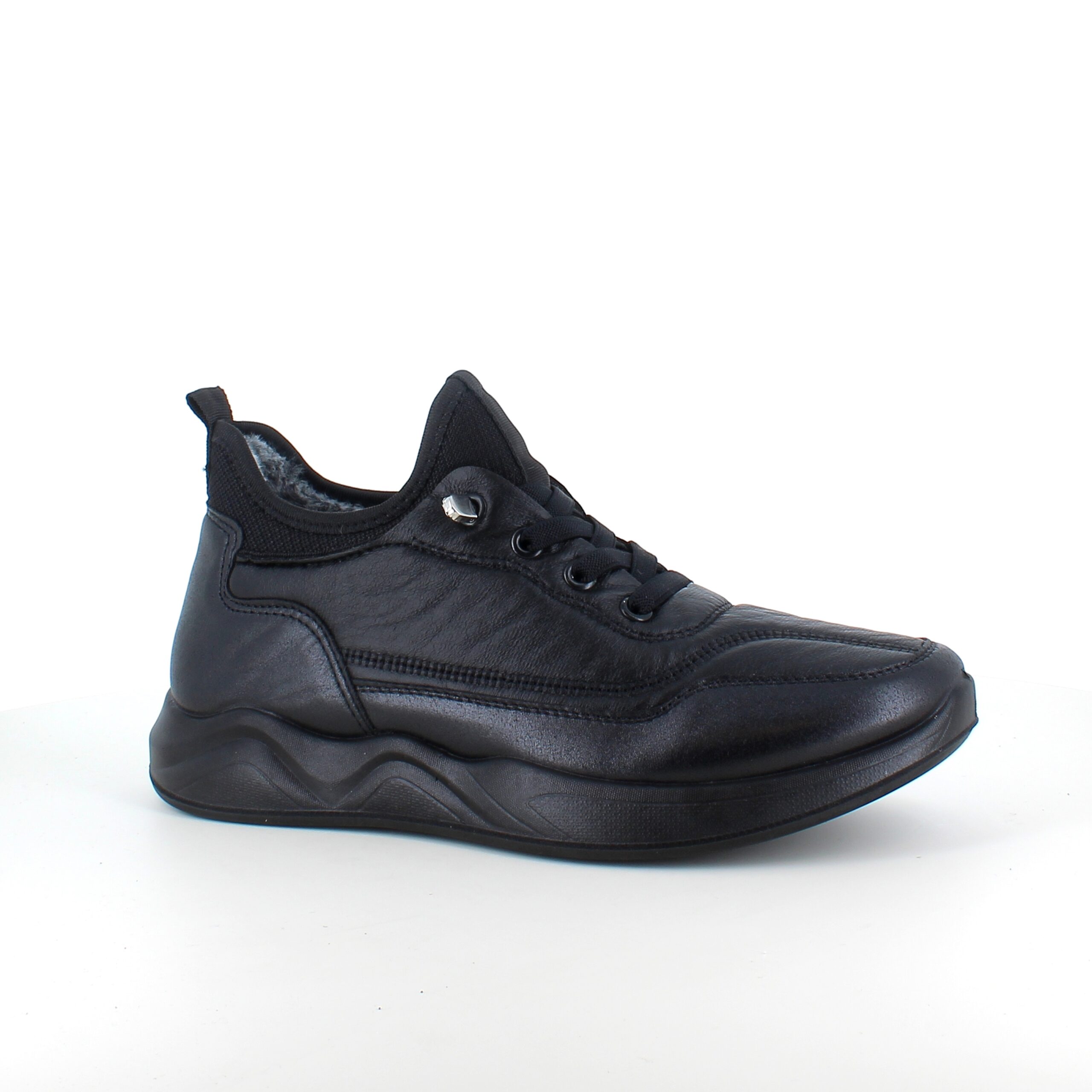 Sorte herresko, lette at træde i.