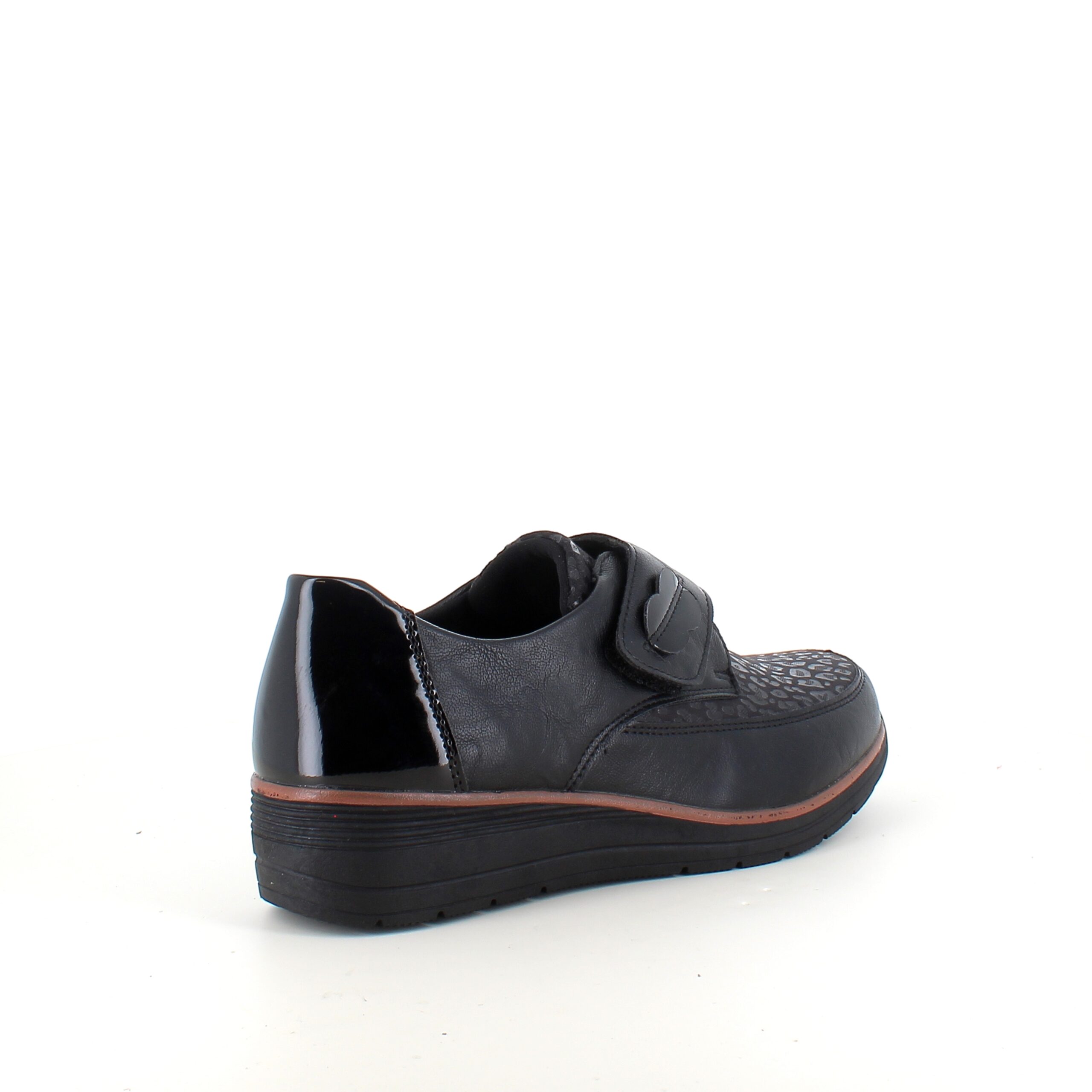 Elegant damesko med flotte detaljer og velcrolukning